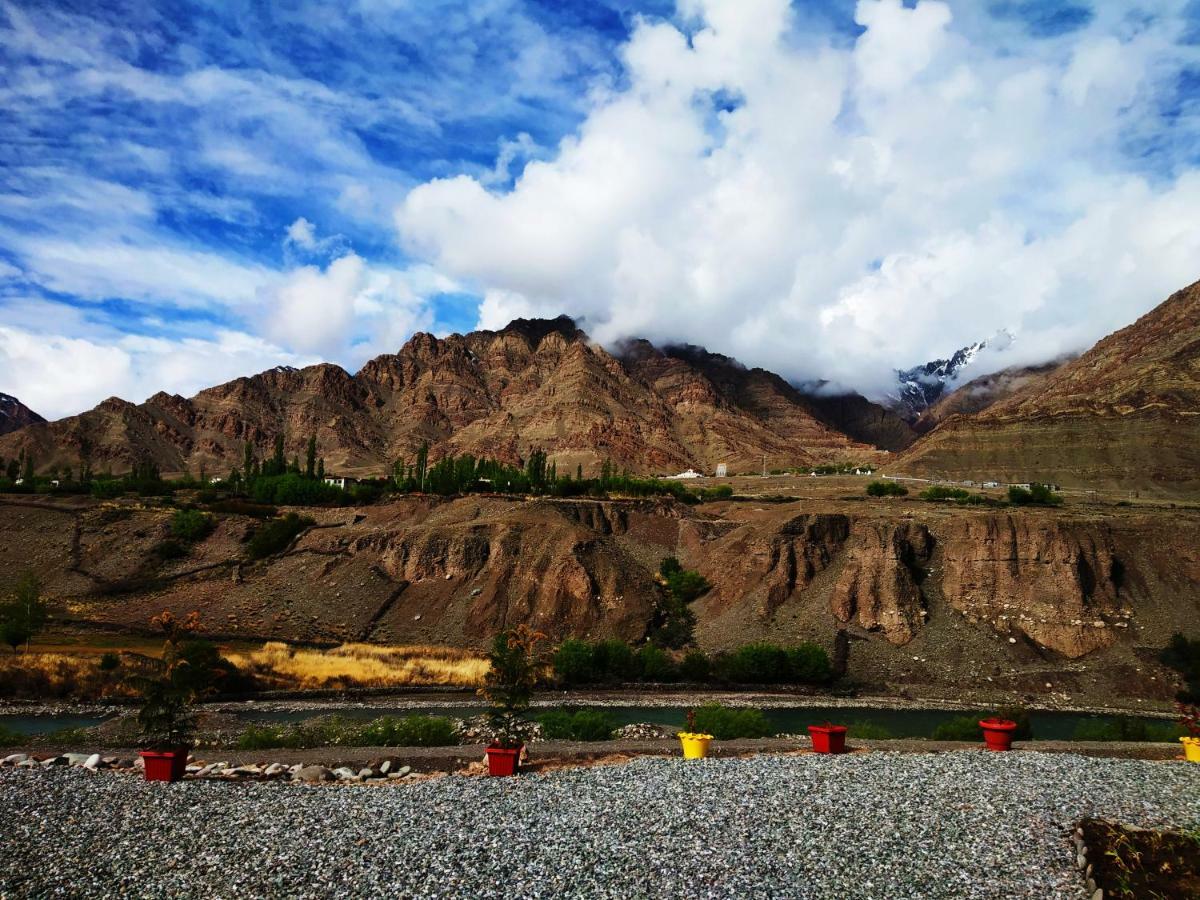 Отель Neryok'S Indus View Chimre Экстерьер фото
